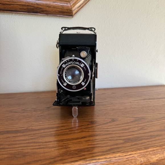 Monto Carlo Special Camera. - Picture 1 of 7